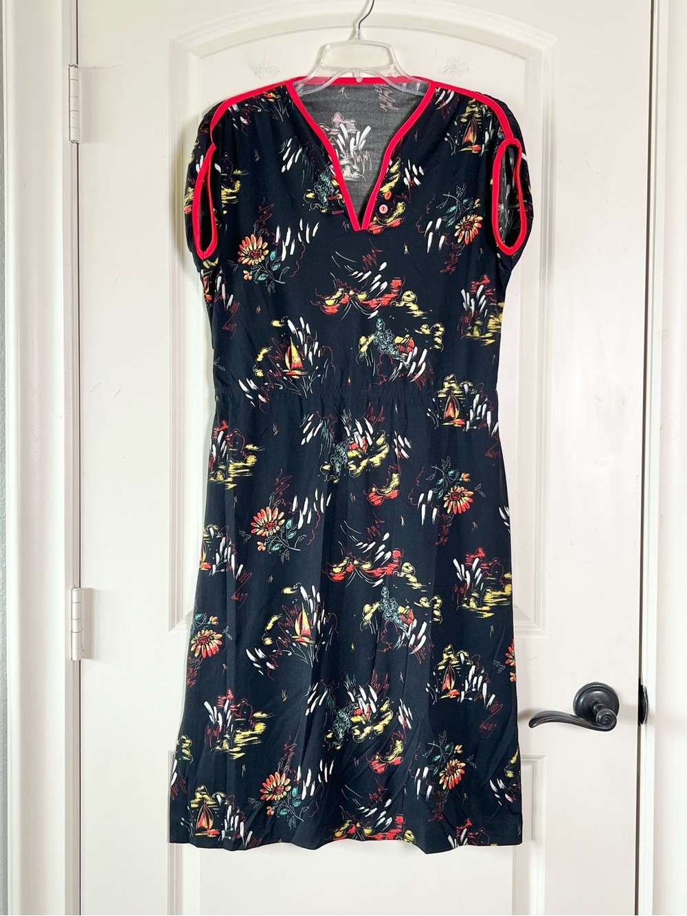 Vintage Dark Floral Midi Shift Dress Red Contrast Piping Cap Sleeve Split Neck